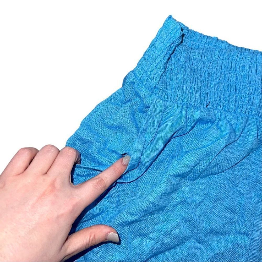 NWT WILD FABLE Blue Shorts W/Stretchy Waist & Pockets Size Medium - Picture 3 of 5
